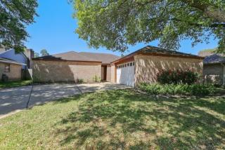 4907 Eagle Trail Dr, Houston TX  77084-2923 exterior