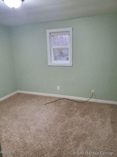 947 Ionia St, Belding MI 48809-1759 exterior