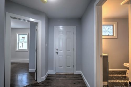 27 Myrtle St, Norwalk CT 06855-1314 exterior