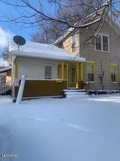 1221 Alamo Ave, Kalamazoo, MI 49006-2213