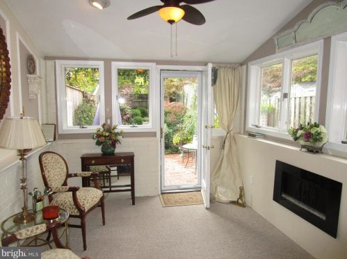 925 Columbus St, Alexandria VA 22314-1611 exterior