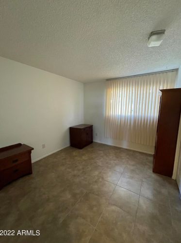 2054 Elm St, Phoenix AZ 85033-1041 exterior