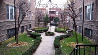 6220 Eberhart Ave, Chicago IL  60637-3300 exterior