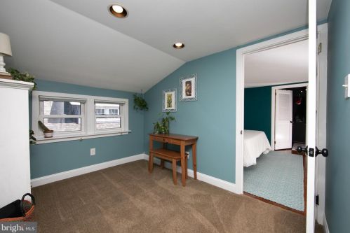 257 Stratford Ave, Camden NJ 08108-2327 exterior