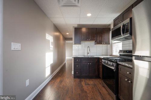 2721 Allegheny Ave, Philadelphia PA 19132-1226 exterior