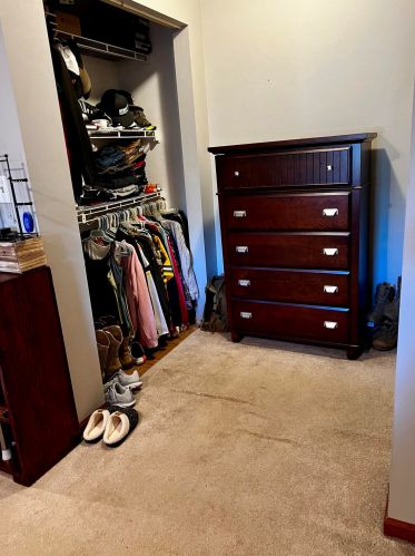 4645 68th St, Milwaukee WI  53220-3917 exterior