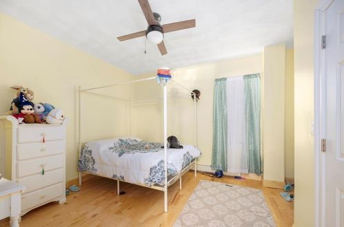 672 Chalkstone Ave, Providence RI 02909-5553 exterior