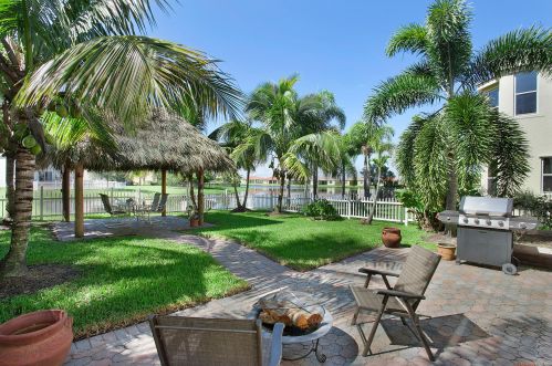 11903 Knightsbridge Ln, Fort Pierce FL 34987-2730 exterior