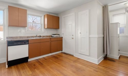 15 Raymond Rd, Salem MA 01970-5325 exterior