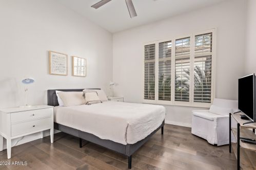 1642 Lynx Way, Chandler AZ 85249-3011 exterior