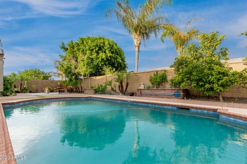 1461 Carriage Ln, Chandler AZ 85224-1103 exterior