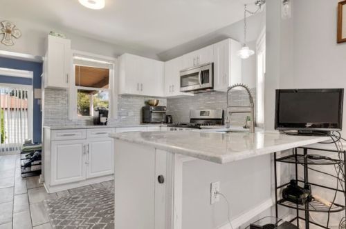 1700 91 Pl, Chicago IL 60619-7614 exterior