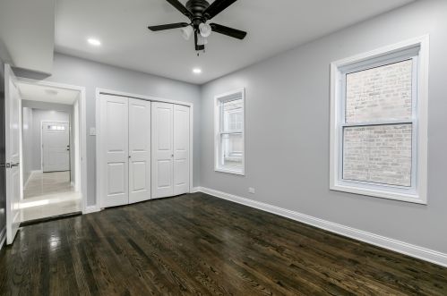 5410 Kimball Ave, Chicago IL  60625-4620 exterior