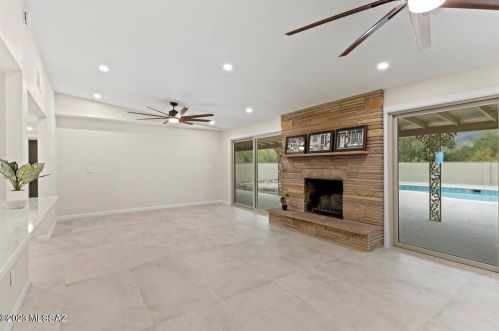 5862 Camino Arenosa, Tucson AZ  85718-4650 exterior