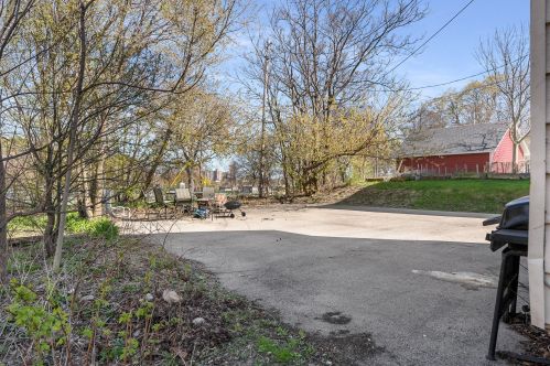 2216 Booth St, Milwaukee WI  53212-3408 exterior