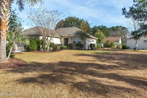 18 Sundance Ln, Bluffton SC 29909-5065 exterior
