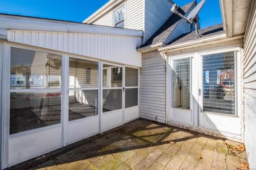 92 Osgood Ave, New Britain CT 06053-2715 exterior