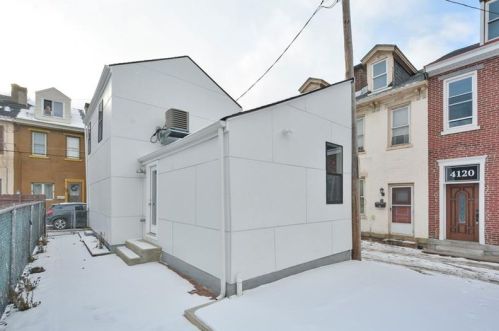 120 Banner Way, Pittsburgh PA  15201-3141 exterior