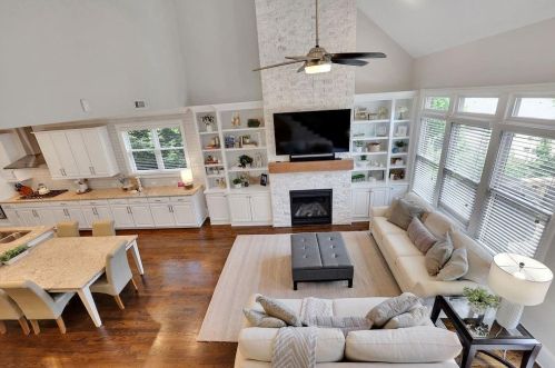 3573 Brookleigh Ln, Atlanta GA 30319-2219 exterior