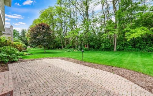 1788 Woodhaven Dr, Bull Valley IL 60014-1940 exterior