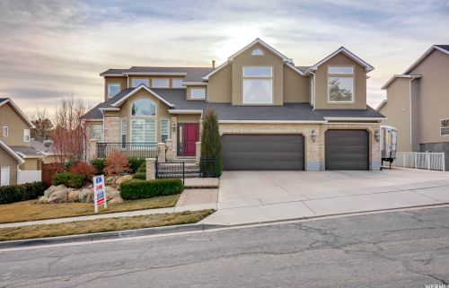 8616 Cima Dr, Sandy UT 84093-7060 exterior