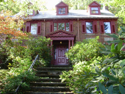 26 Beacon St, Newton, MA