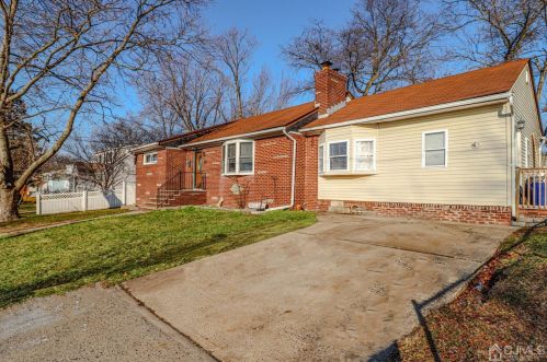 50 Sadowski Dr, Old Bridge, NJ 08857-1445