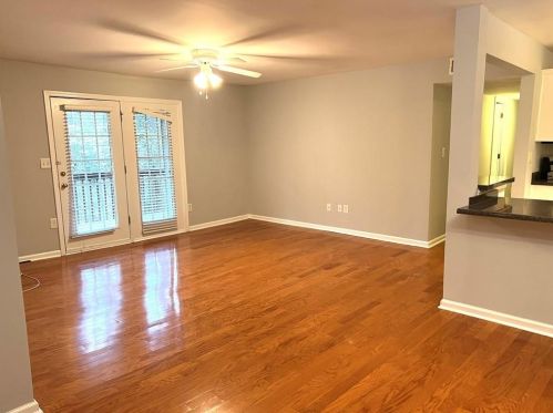 1803 Brighton Pt, Atlanta GA  30328-1381 exterior