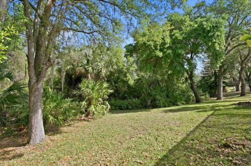 8204 Nature Cove Way, Tampa FL 33647-3224 exterior