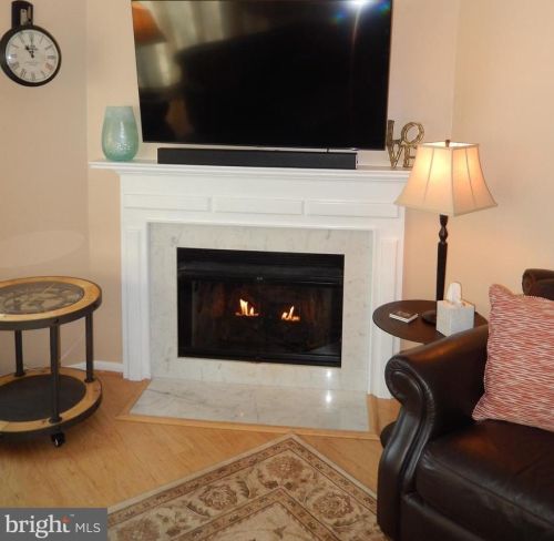 3 Oakmont Pl, Media PA 19063-2565 exterior