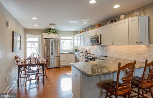 91 Midway Farms Ln, Lancaster PA 17602-2671 exterior