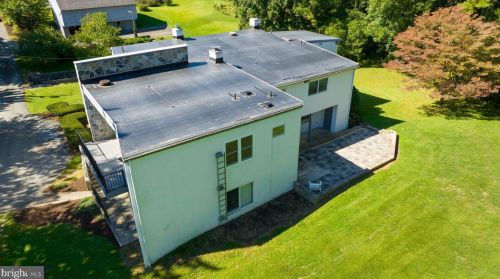 1944 Millersville Rd, Lancaster PA 17603-6153 exterior