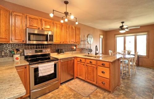 12393 Waterford Ave, Milwaukee WI 53235-4922 exterior