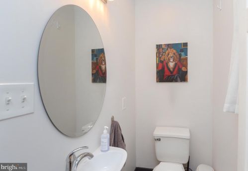 905 Linwood Ave, Camden NJ 08108-3157 exterior