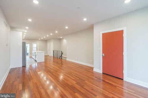 1521 6th St, Philadelphia PA  19147-6537 exterior