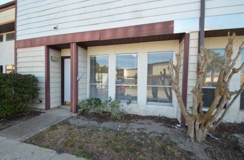 3922 Crayrich Cir, Orlando, FL 32839-7556