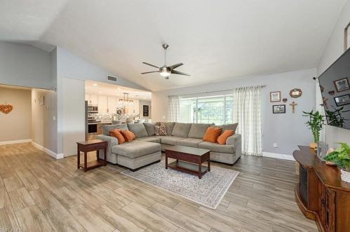 1931 Countess Ct, Naples, FL 34110-1005