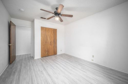 241 Normal Park Dr, Huntsville TX 77320-3438 exterior