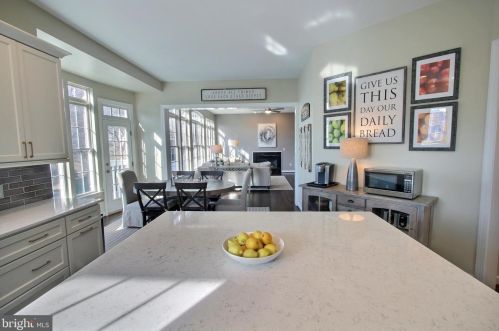 405 Great Falls Rd, Rockville MD  20850-2883 exterior