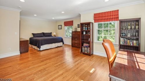 40 Linden Ln, Chatham Township NJ 07928-1654 exterior