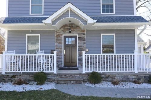 75 Fleetwood Rd, Dumont, NJ 07628-2225