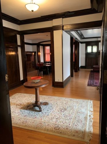 415 Surf St, Chicago IL 60657-6106 exterior