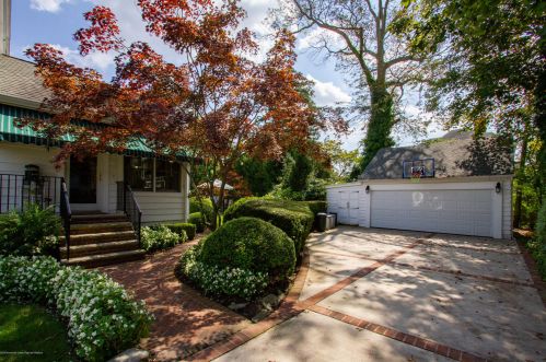 216 Cedar Ave, Red Bank NJ 07704 exterior