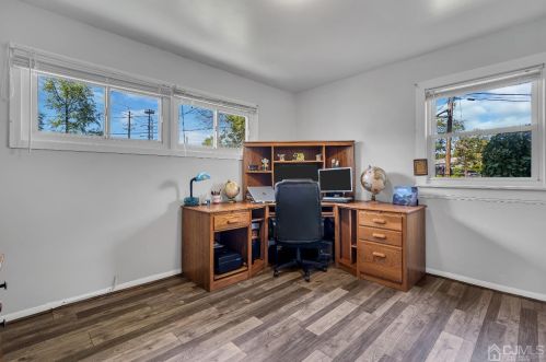 462 Old Post Rd, Edison NJ  08817-4646 exterior