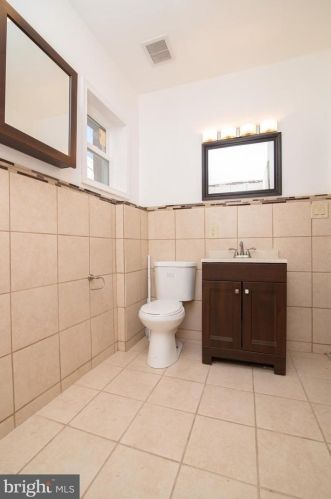 1231 26 St, Philadelphia PA 19121-4603 exterior