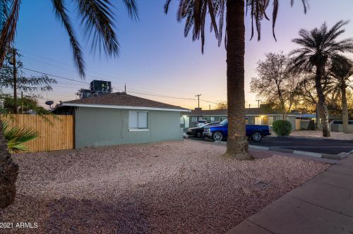 3121 Almeria Rd, Phoenix AZ 85009-2457 exterior