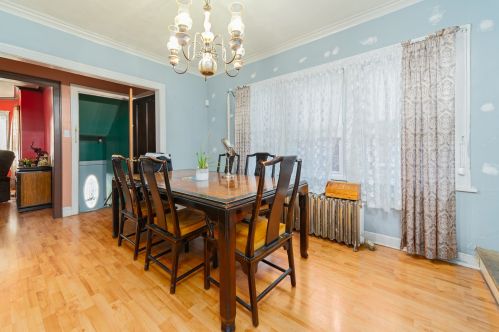 2110 4 Ave, Broadview IL 60153-3324 exterior