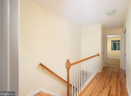 16 Cameron Ct, Princeton NJ 08540-3924 exterior