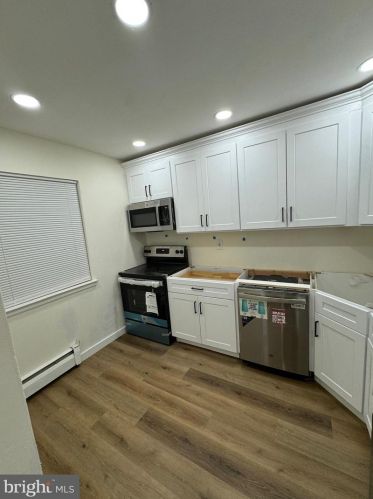 909 Garnet Dr, Burlington NJ 08016-4715 exterior