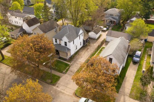 947 Fremont Ave, Grand Rapids MI 49504-4367 exterior